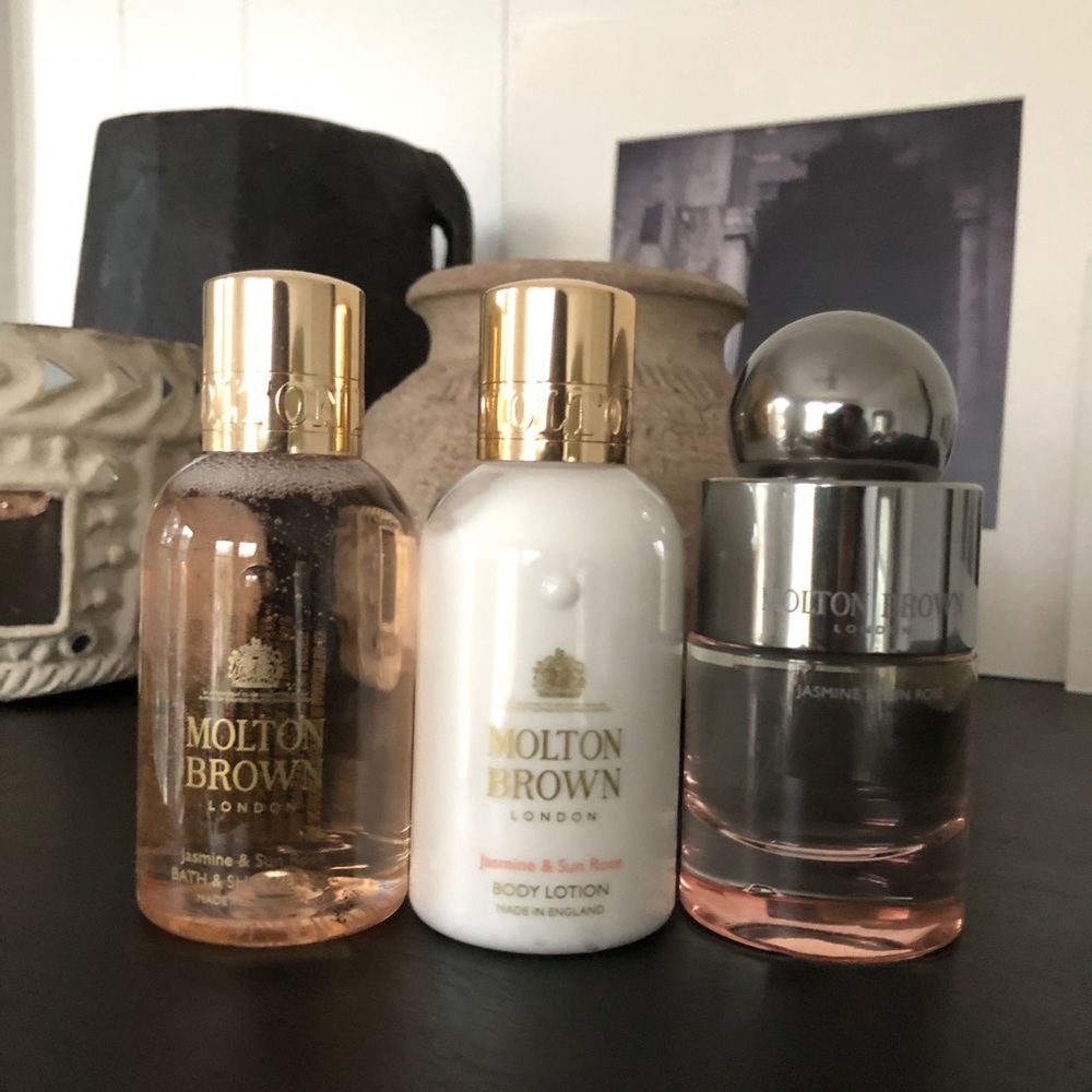 Molton Brown Jasmine and Sun Rose gift set - shower gel, lotion, EDT - new